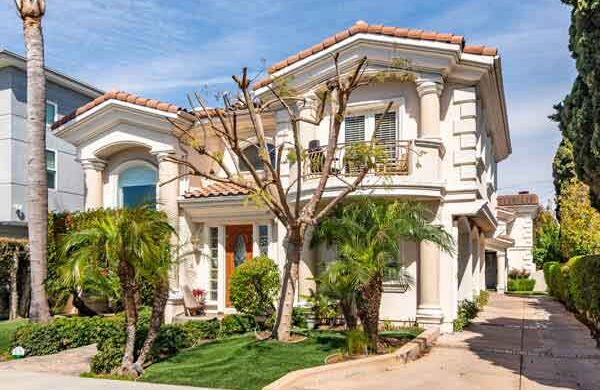 Luxury homes in the South Bay