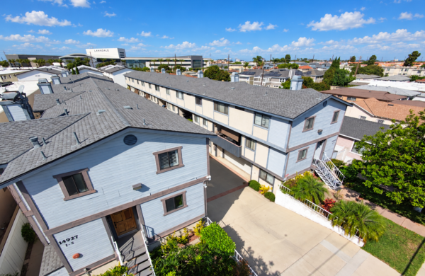 14927 Condo Ave